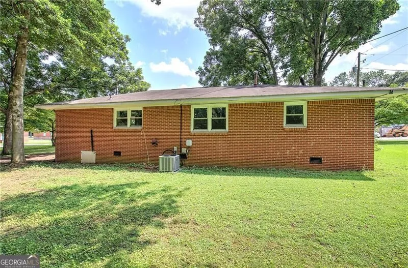 7 West DR Cartersville, GA 30120