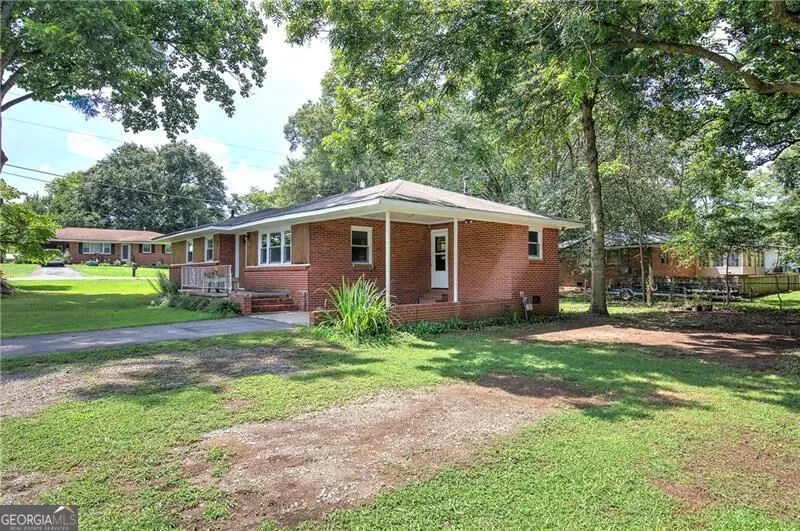 7 West DR Cartersville, GA 30120
