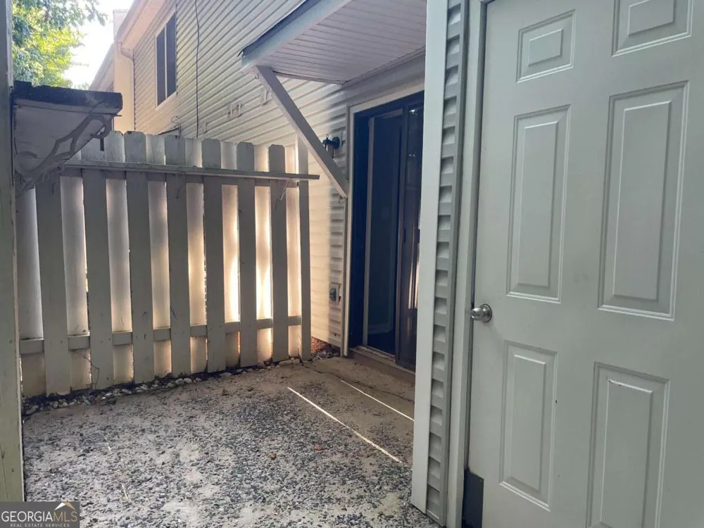 1524 Planters Ridge LN Alpharetta, GA 30004
