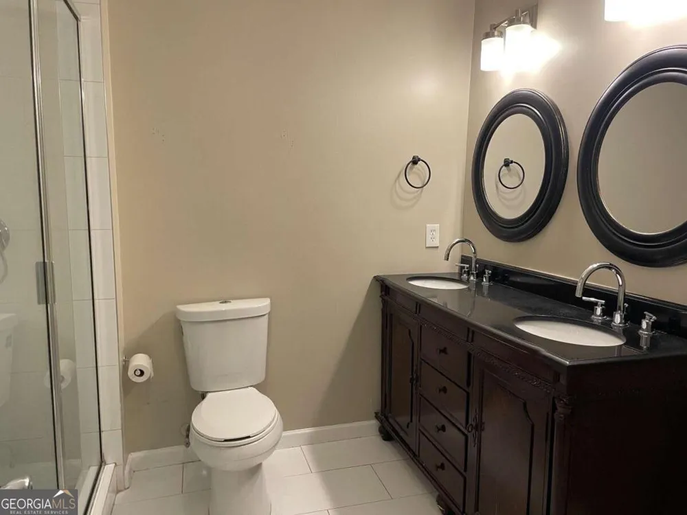 1524 Planters Ridge LN Alpharetta, GA 30004