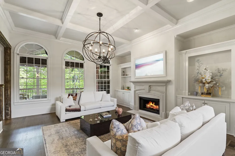 510 Grove Park PL Roswell, GA 30075