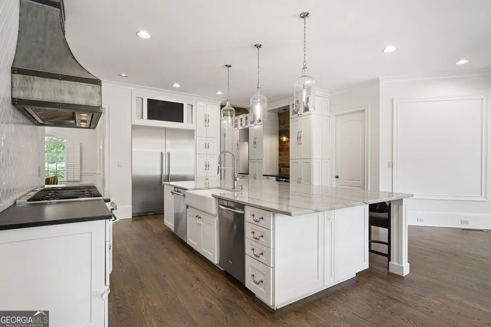 510 Grove Park PL Roswell, GA 30075