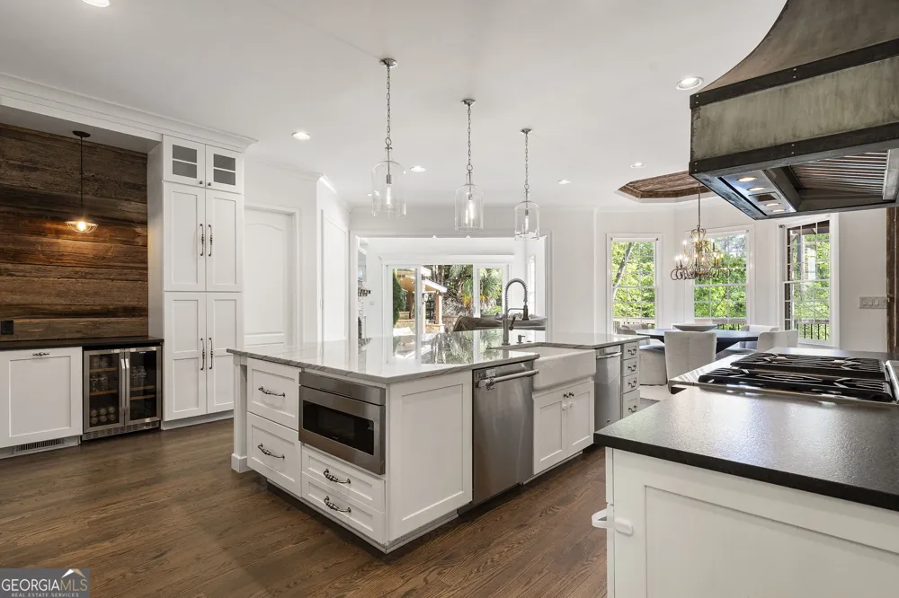 510 Grove Park PL Roswell, GA 30075