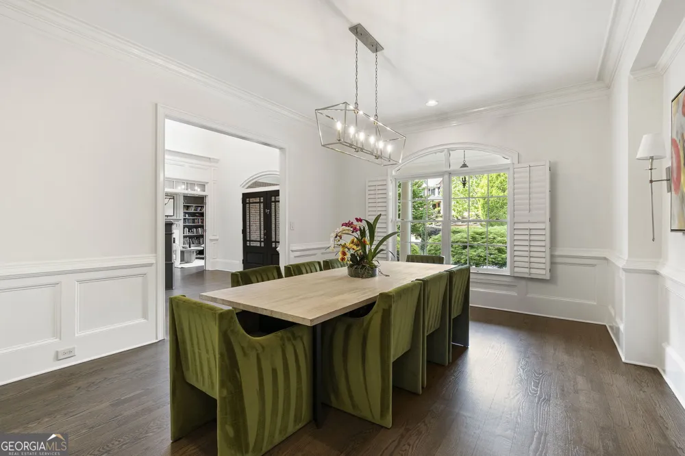510 Grove Park PL Roswell, GA 30075