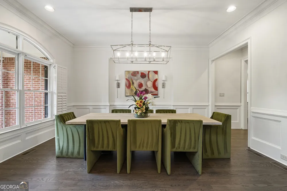 510 Grove Park PL Roswell, GA 30075