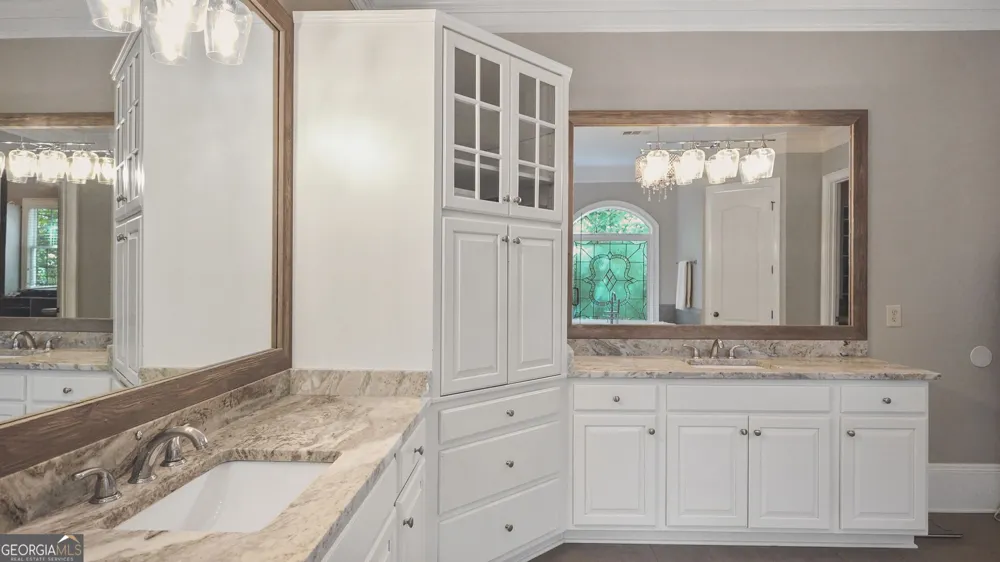 510 Grove Park PL Roswell, GA 30075