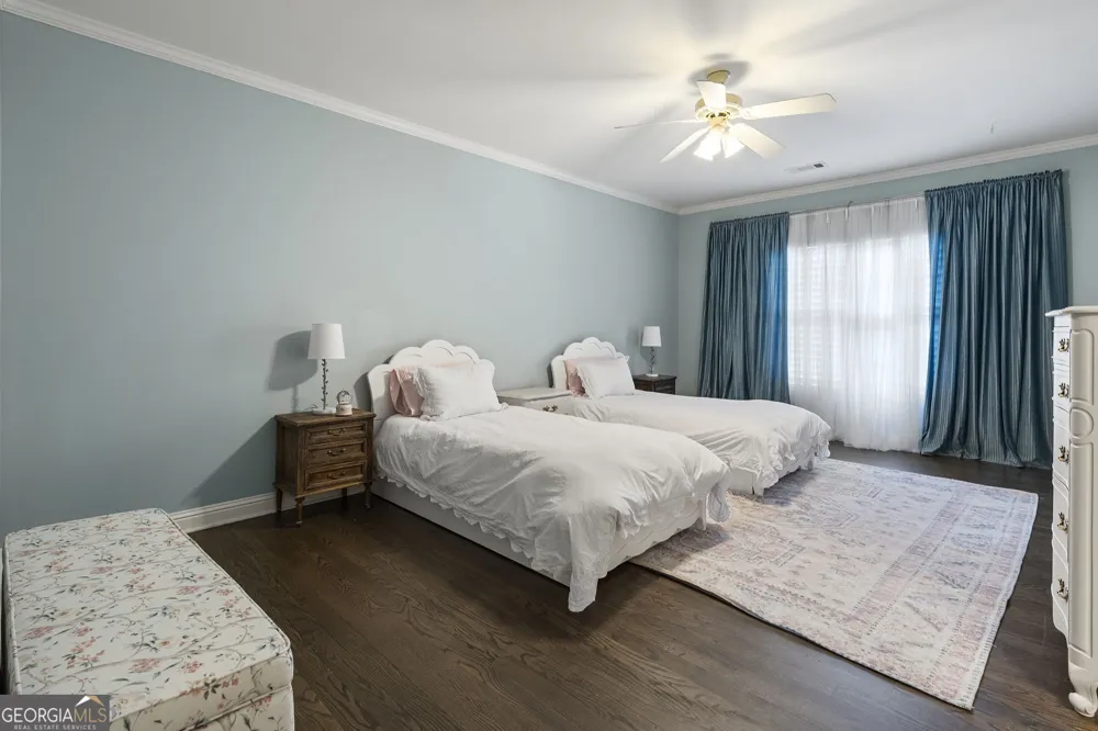 510 Grove Park PL Roswell, GA 30075