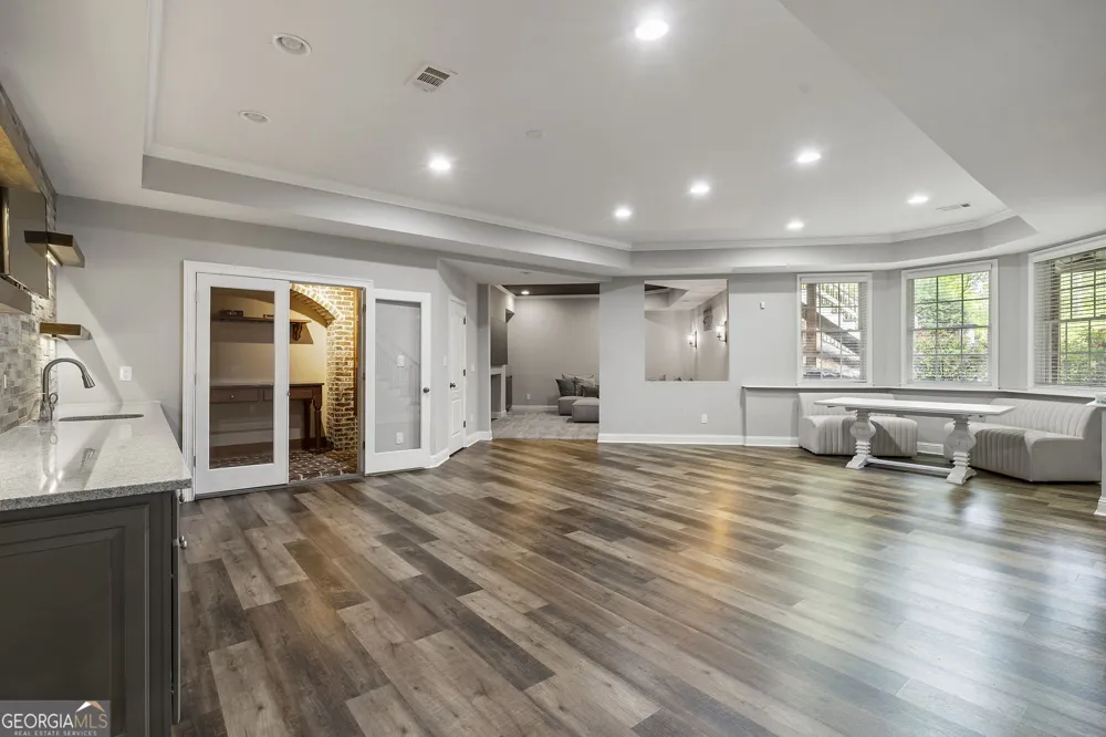 510 Grove Park PL Roswell, GA 30075