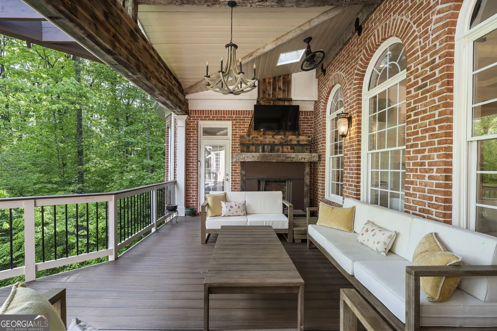 510 Grove Park PL Roswell, GA 30075