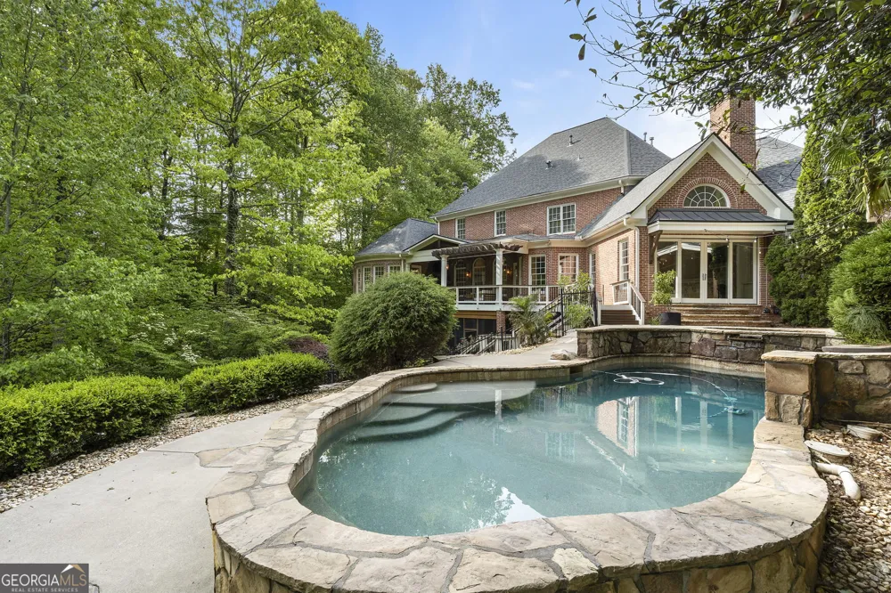 510 Grove Park PL Roswell, GA 30075