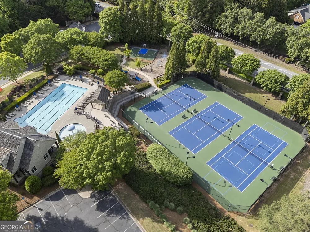 510 Grove Park PL Roswell, GA 30075