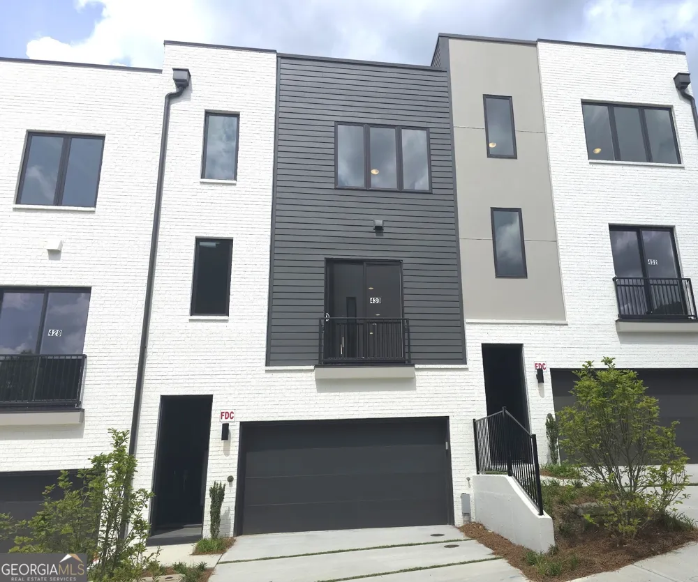 430 Cedar Dust DR Decatur, GA 30030