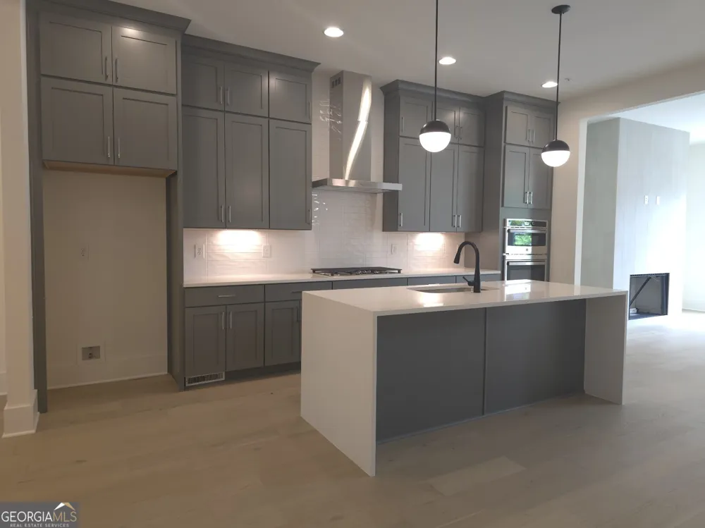 430 Cedar Dust DR Decatur, GA 30030