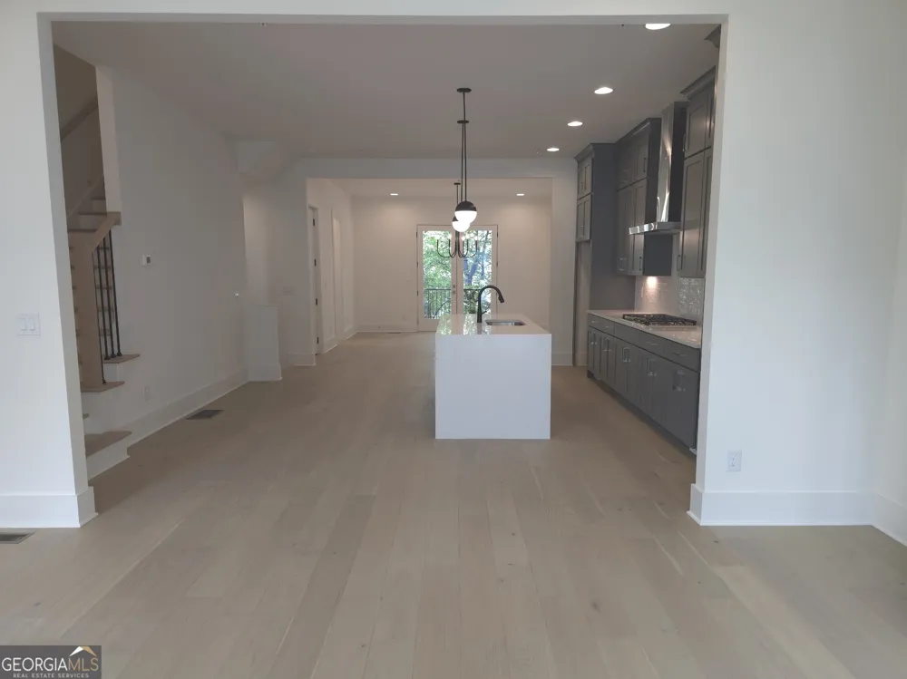 430 Cedar Dust DR Decatur, GA 30030