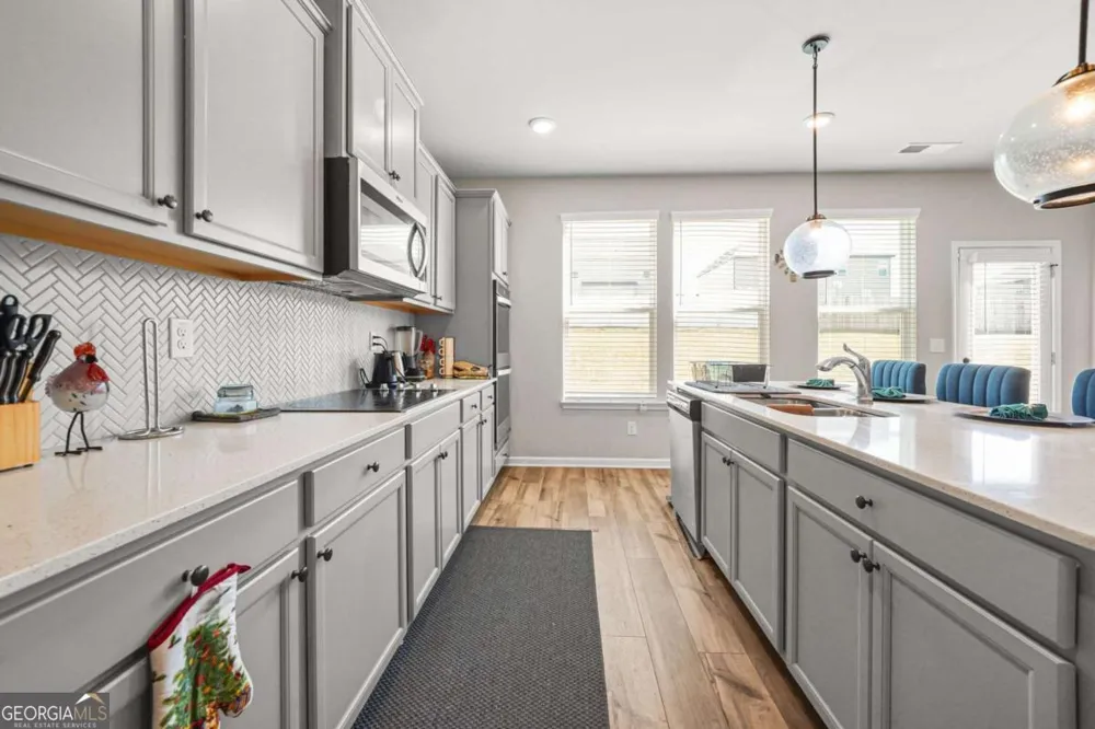 1729 Cadence ST Locust Grove, GA 30248