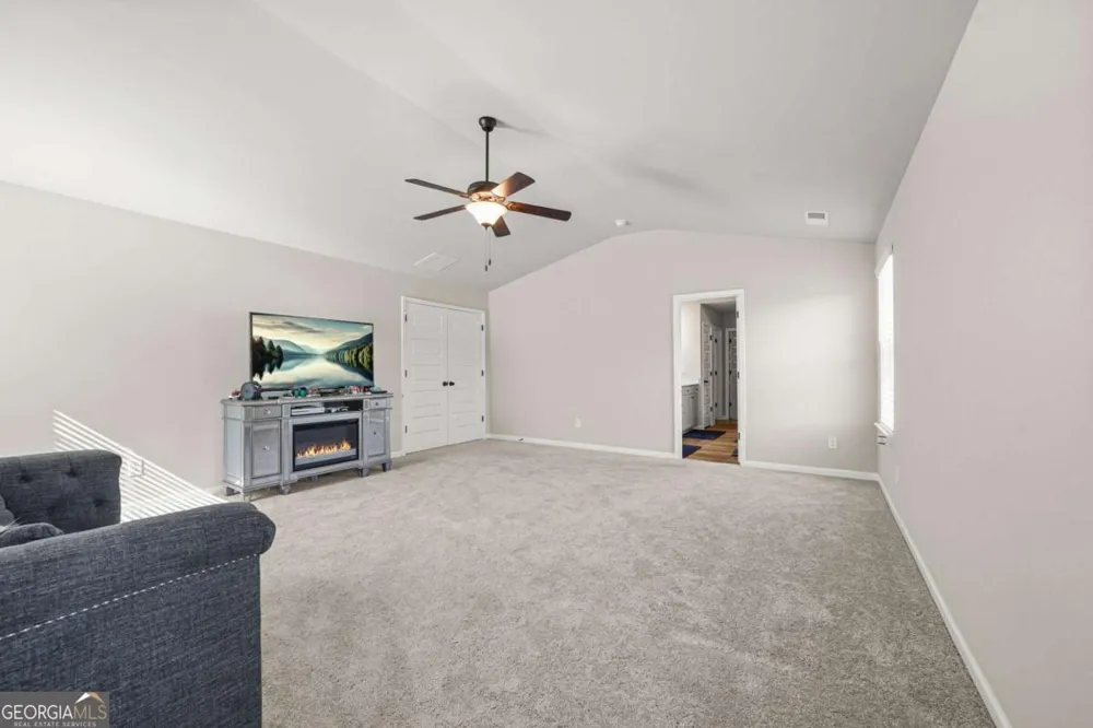 1729 Cadence ST Locust Grove, GA 30248