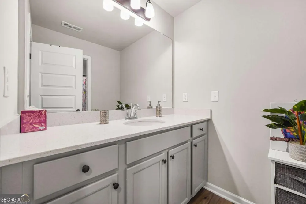 1729 Cadence ST Locust Grove, GA 30248