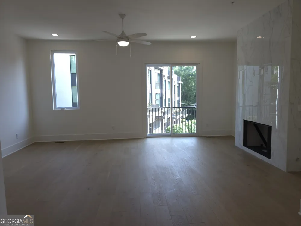 420 Cedar Dust DR Decatur, GA 30030