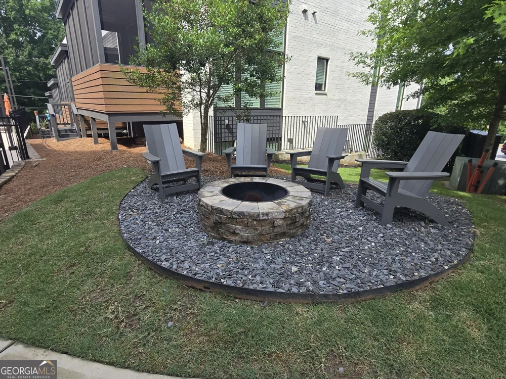 420 Cedar Dust DR Decatur, GA 30030
