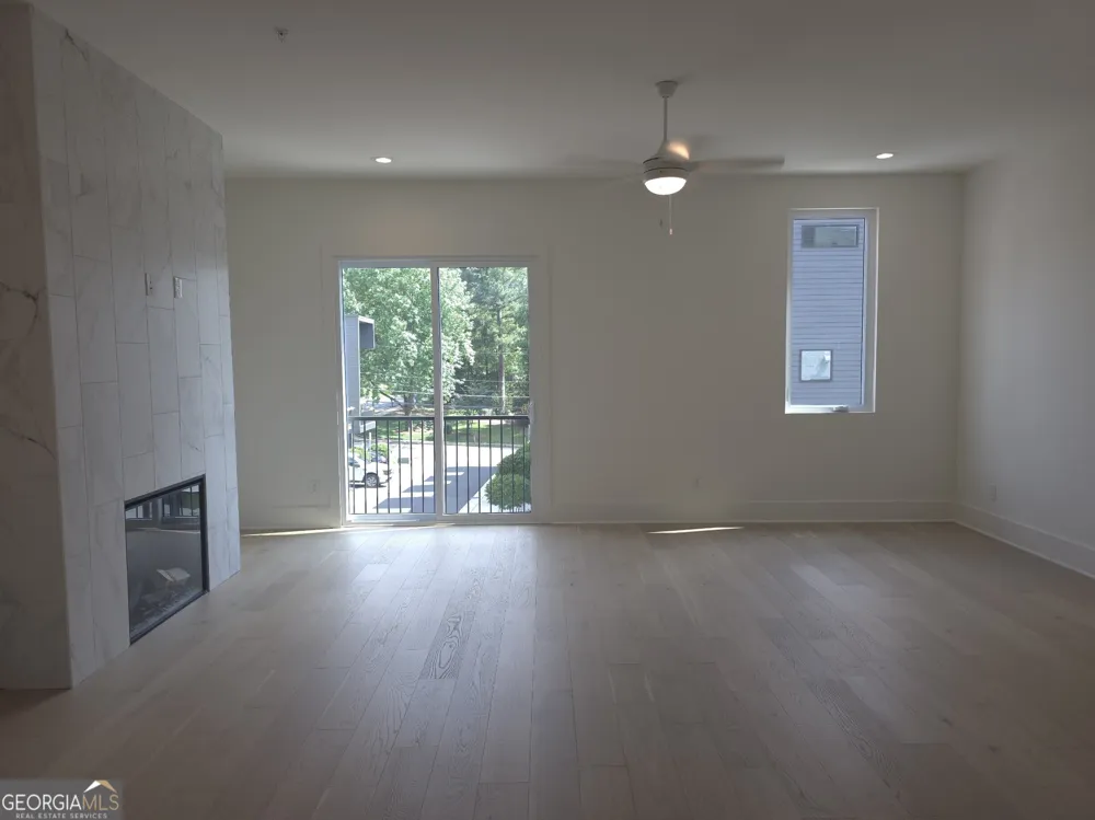432 Cedar Dust DR Decatur, GA 30030