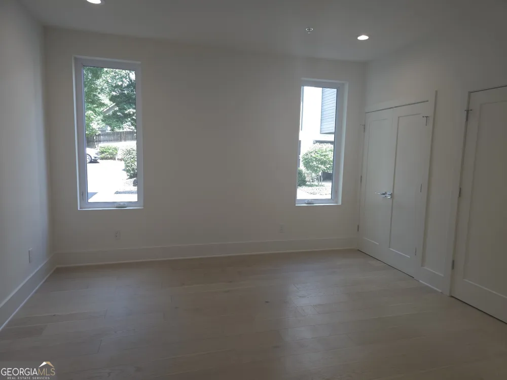 432 Cedar Dust DR Decatur, GA 30030