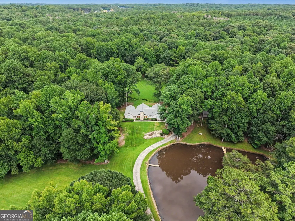 4098 Happy Valley CIR Newnan, GA 30263