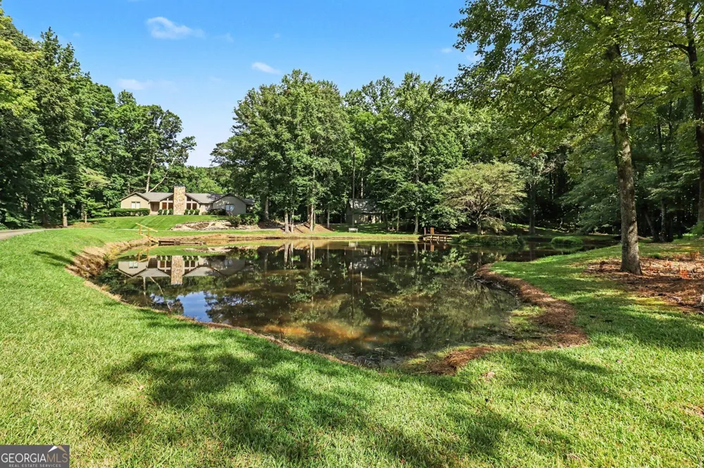 4098 Happy Valley CIR Newnan, GA 30263
