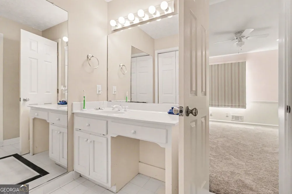 4098 Happy Valley CIR Newnan, GA 30263