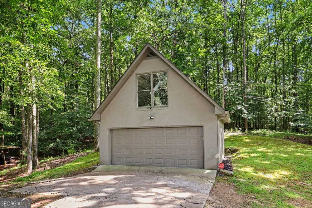 4098 Happy Valley CIR Newnan, GA 30263