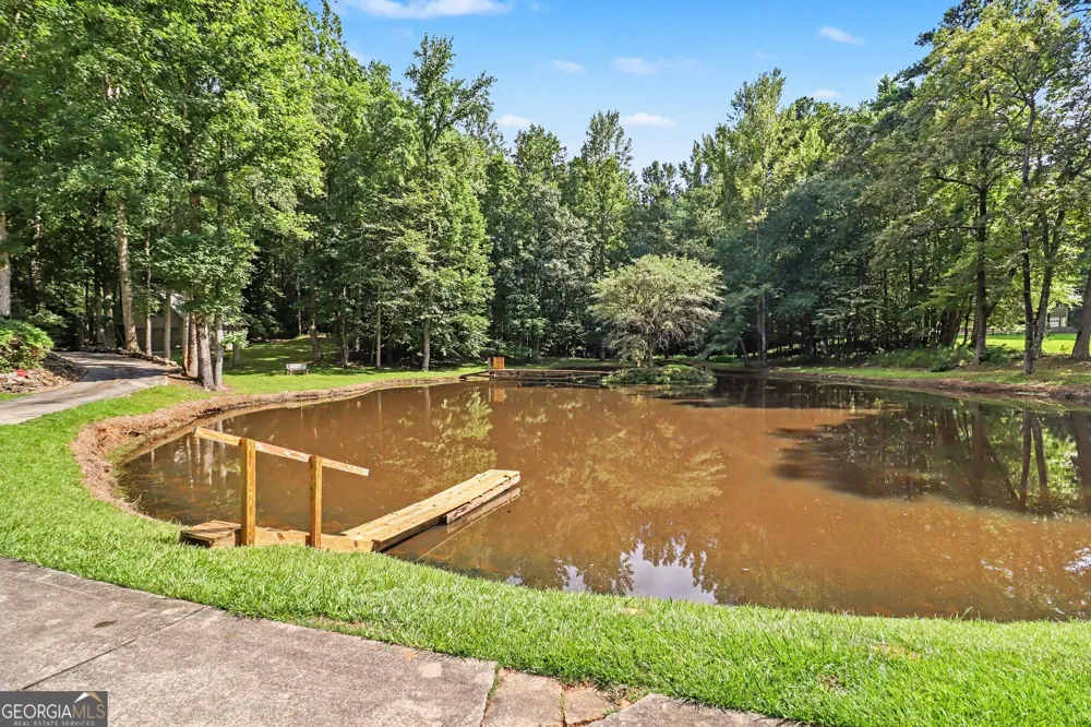 4098 Happy Valley CIR Newnan, GA 30263