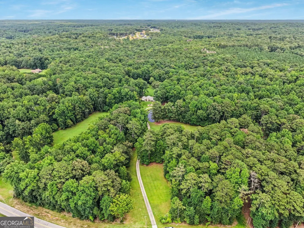 4098 Happy Valley CIR Newnan, GA 30263