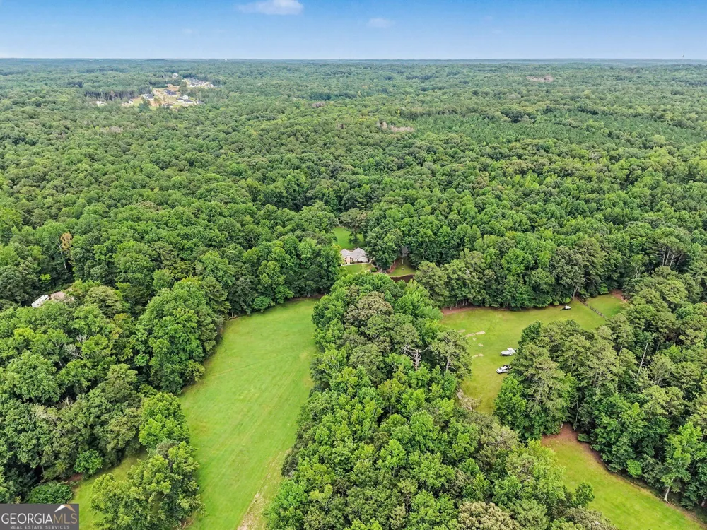 4098 Happy Valley CIR Newnan, GA 30263
