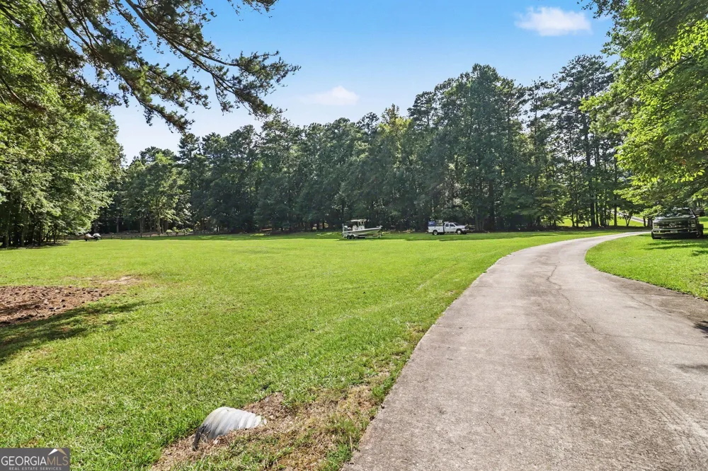4098 Happy Valley CIR Newnan, GA 30263