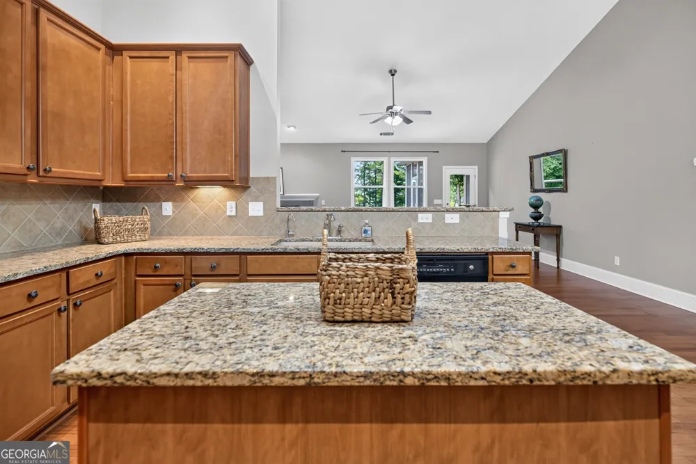 155 Savannah DR Senoia, GA 30276
