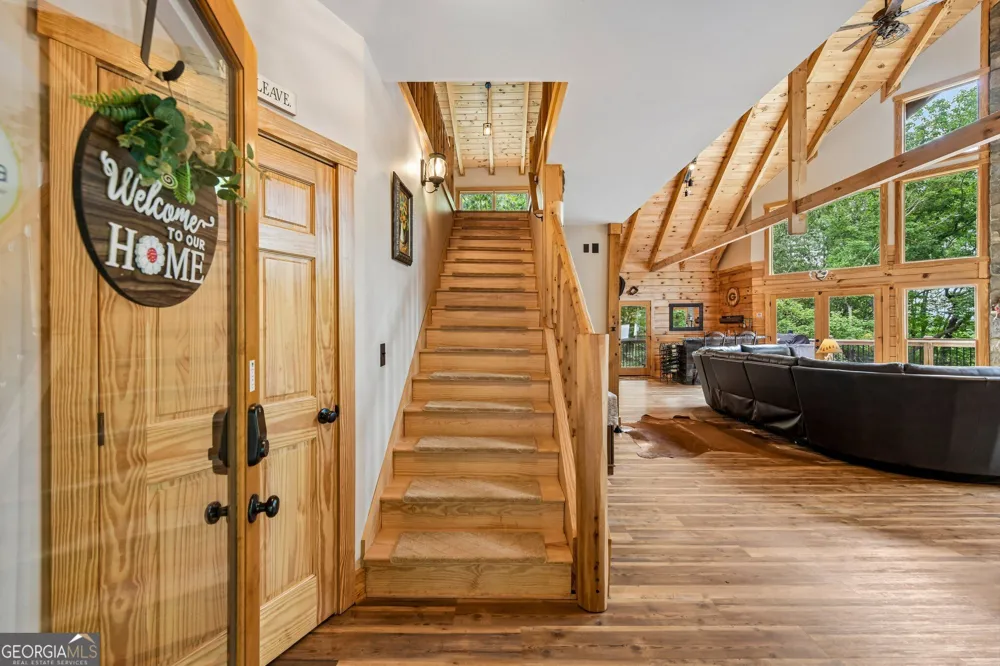 462 Ranch Mountain DR Dahlonega, GA 30533
