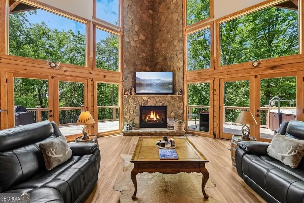 462 Ranch Mountain DR Dahlonega, GA 30533