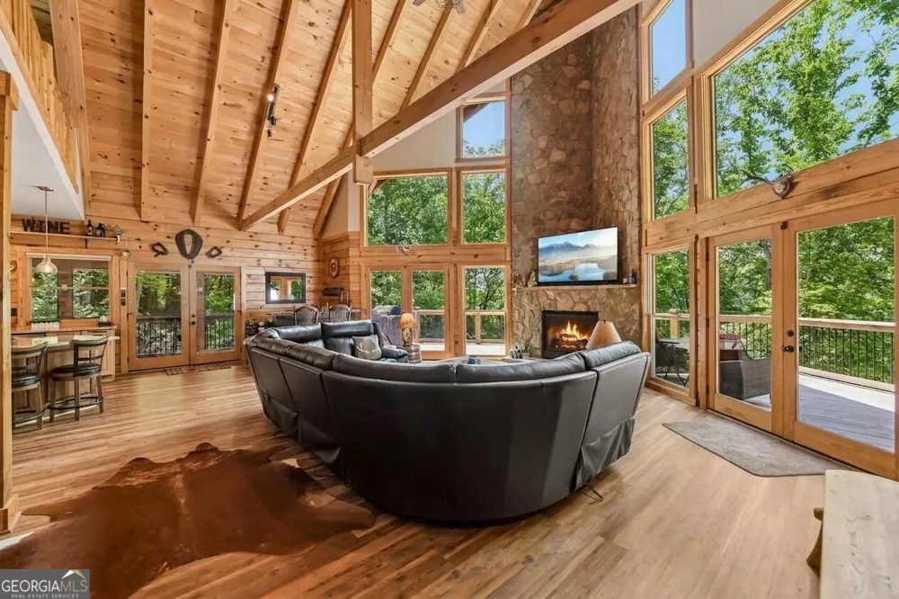 462 Ranch Mountain DR Dahlonega, GA 30533