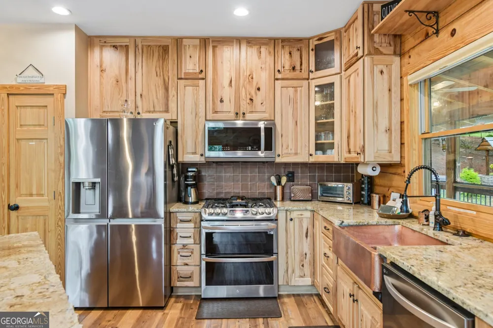 462 Ranch Mountain DR Dahlonega, GA 30533
