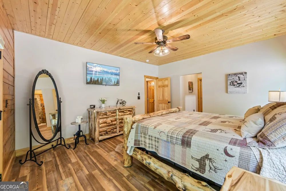 462 Ranch Mountain DR Dahlonega, GA 30533