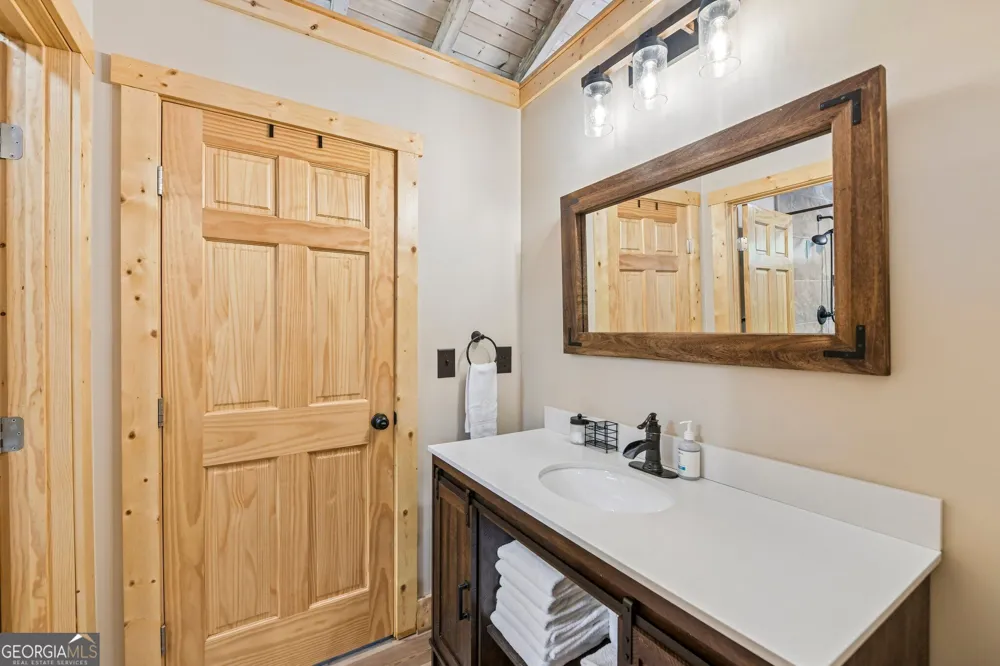 462 Ranch Mountain DR Dahlonega, GA 30533