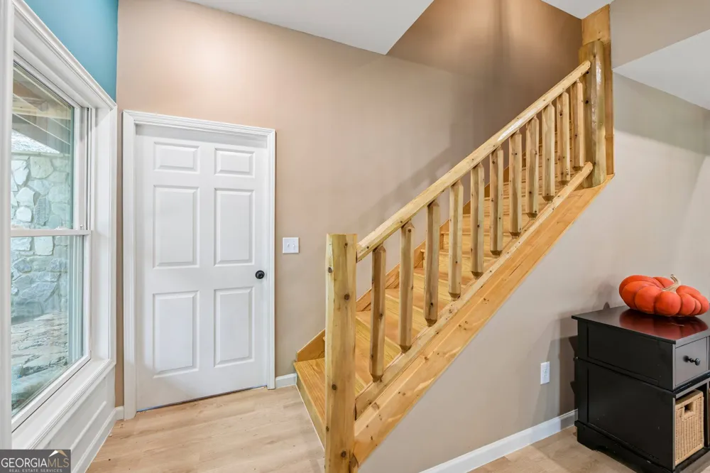462 Ranch Mountain DR Dahlonega, GA 30533