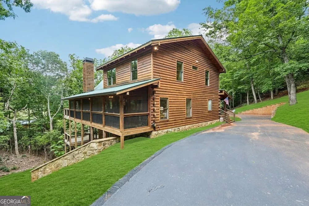 462 Ranch Mountain DR Dahlonega, GA 30533