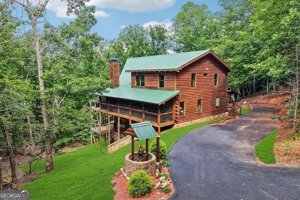 462 Ranch Mountain DR Dahlonega, GA 30533