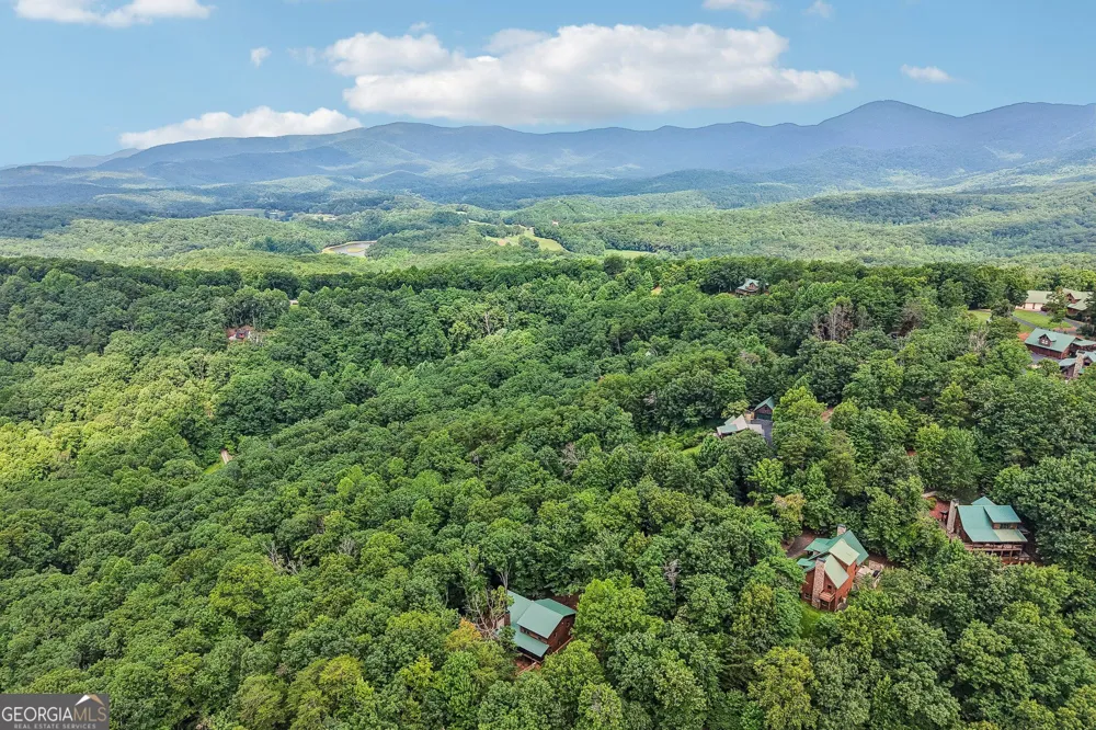 462 Ranch Mountain DR Dahlonega, GA 30533