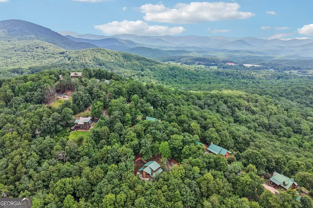 462 Ranch Mountain DR Dahlonega, GA 30533