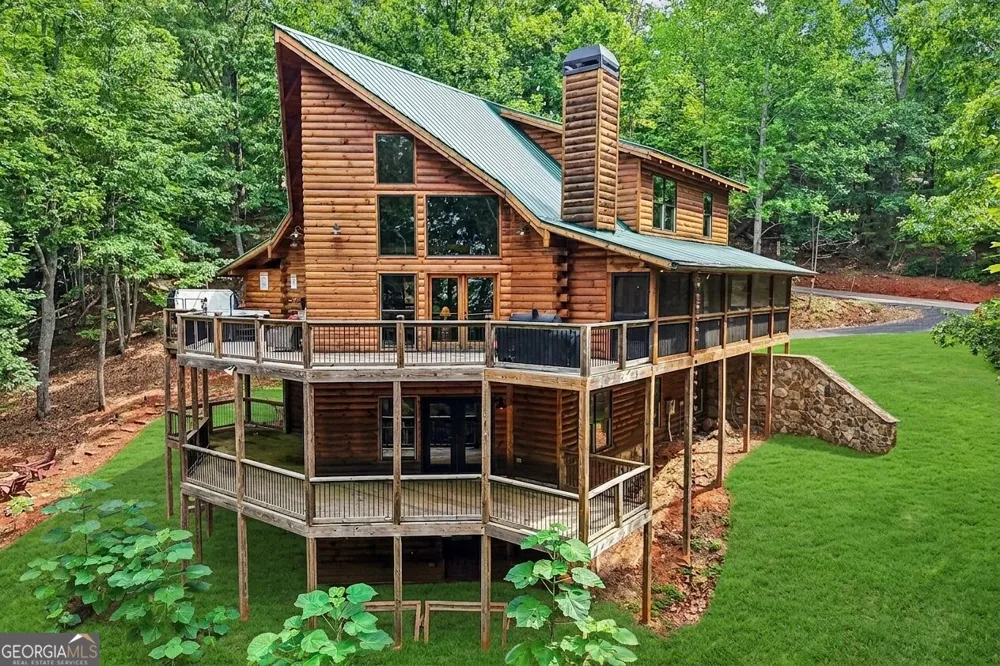 462 Ranch Mountain DR Dahlonega, GA 30533