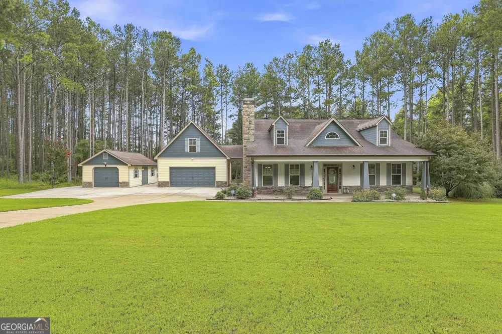 19 Rock House Estates DR Senoia, GA 30276