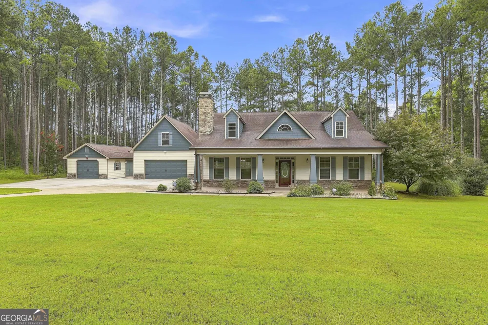 19 Rock House Estates DR Senoia, GA 30276