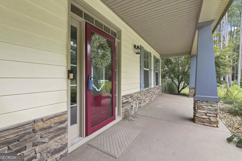 19 Rock House Estates DR Senoia, GA 30276