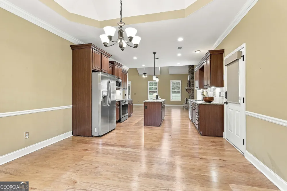 19 Rock House Estates DR Senoia, GA 30276
